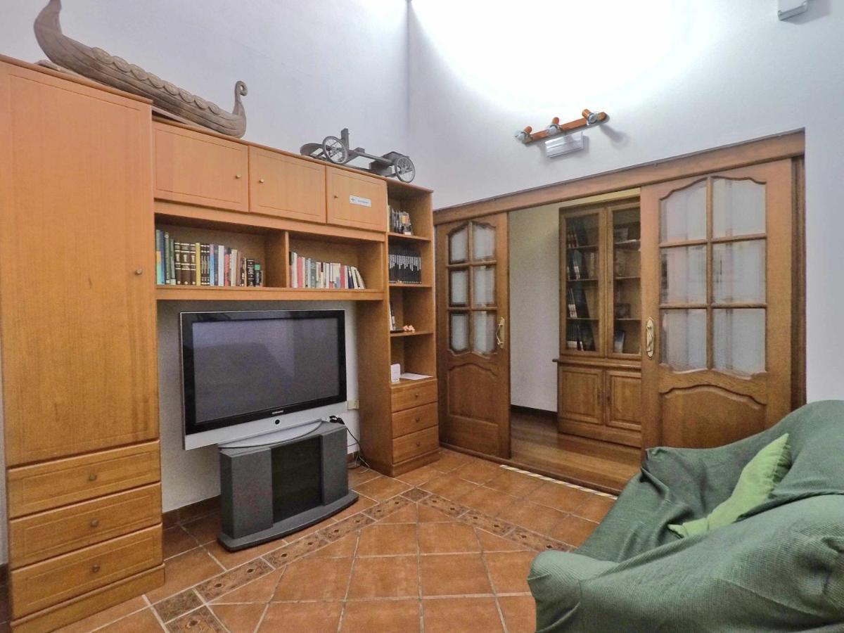 Canary Bio Hostel Tenerife لوس رياليخوس المظهر الخارجي الصورة
